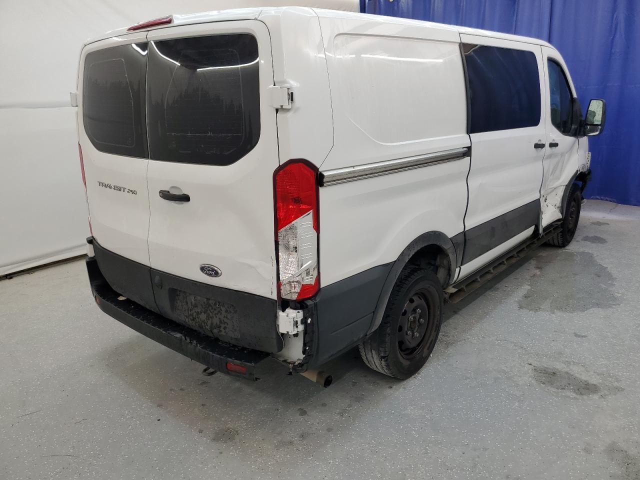 2022 Ford Transit - Image 3
