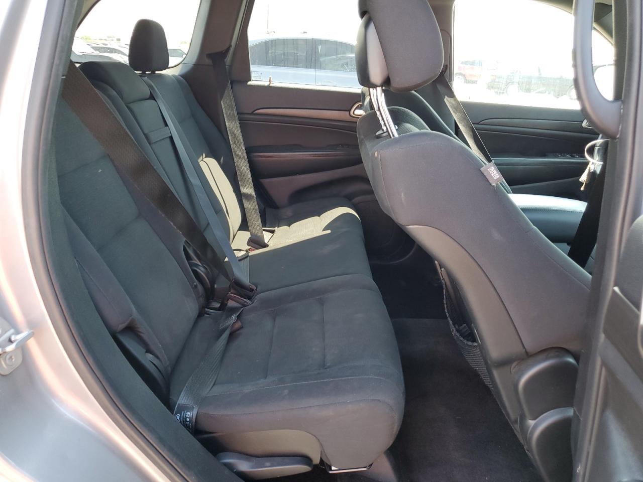 2016 Jeep Grand Cherokee Laredo VIN: 1C4RJEAG0GC386909 Lot: 67103824