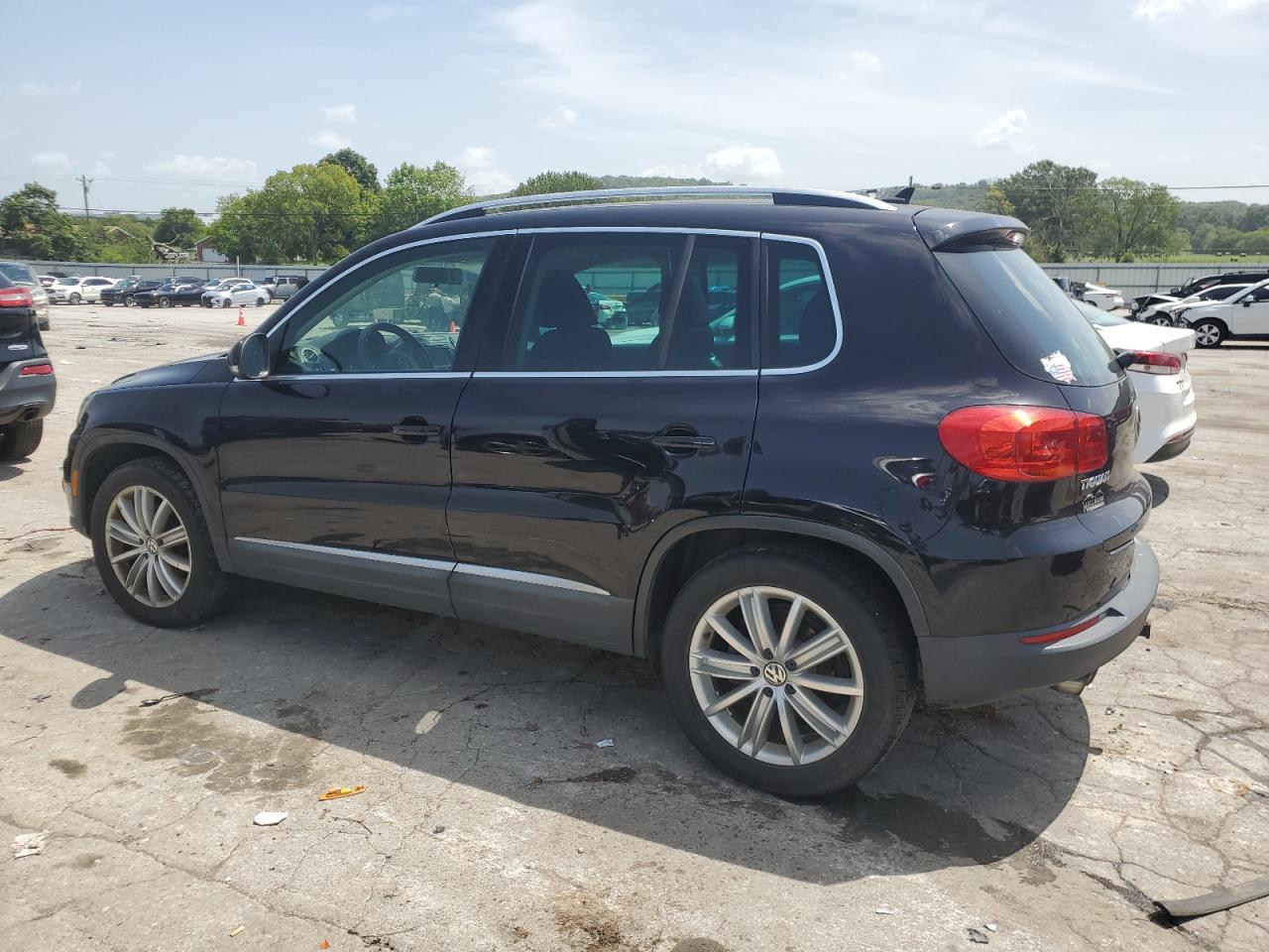 2014 Volkswagen Tiguan S VIN: WVGAV3AX4EW623785 Lot: 65640264