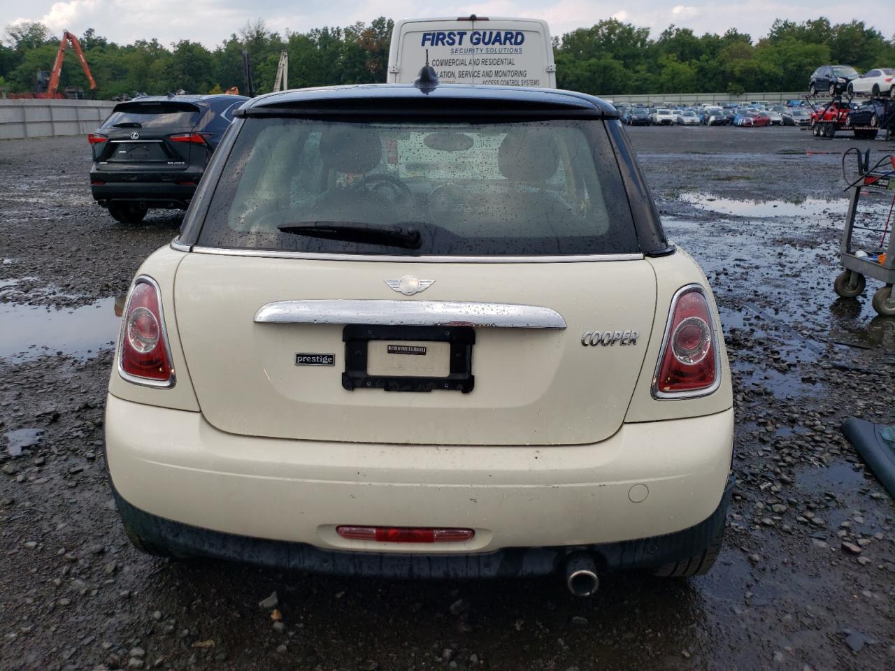 2012 Mini Cooper VIN: WMWSU3C5XCT256197 Lot: 66354324