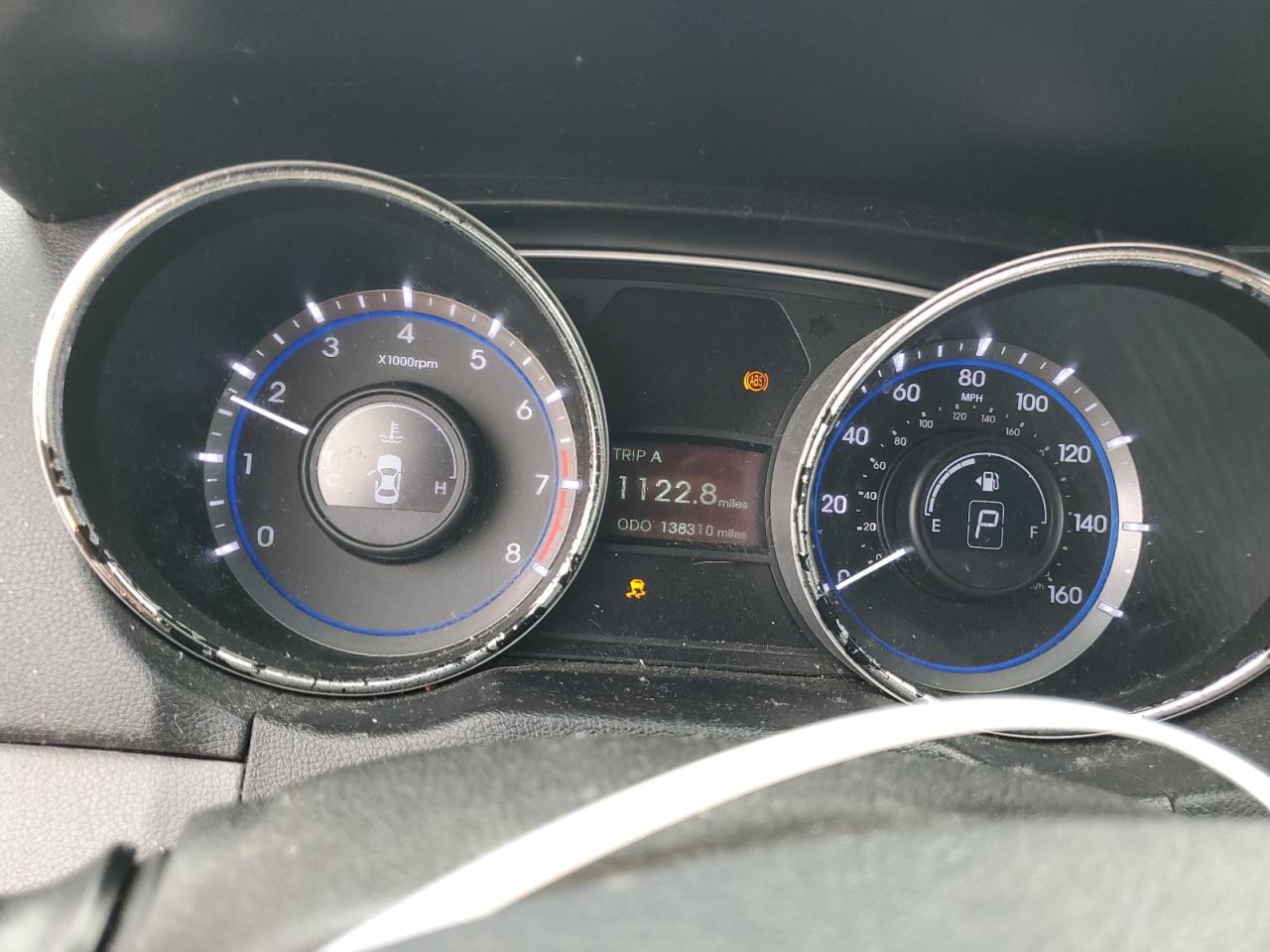 2014 Hyundai Sonata - Image 9