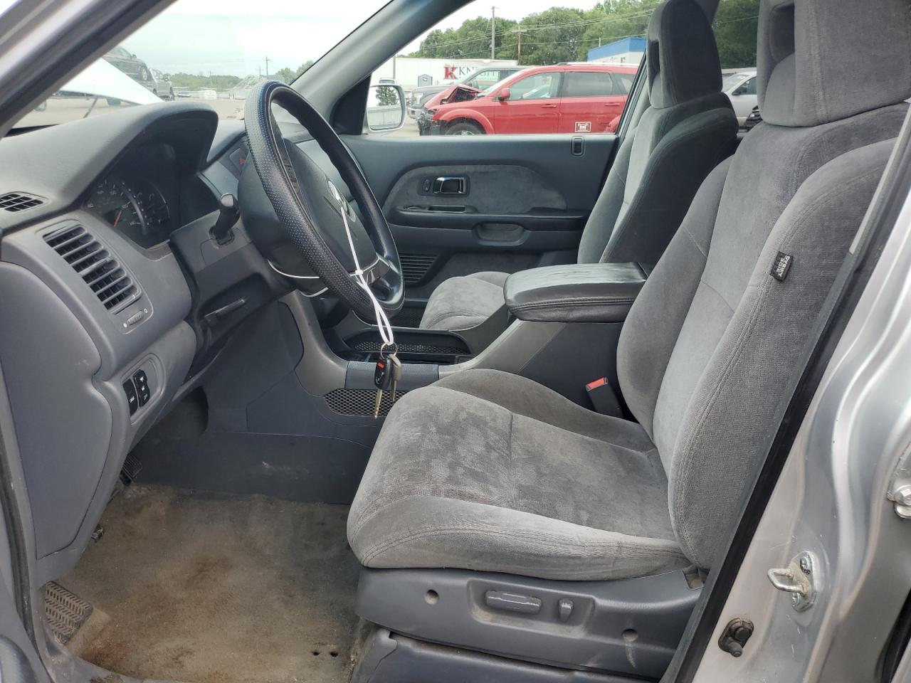 2005 Honda Pilot Ex VIN: 5FNYF18425B023304 Lot: 66401044