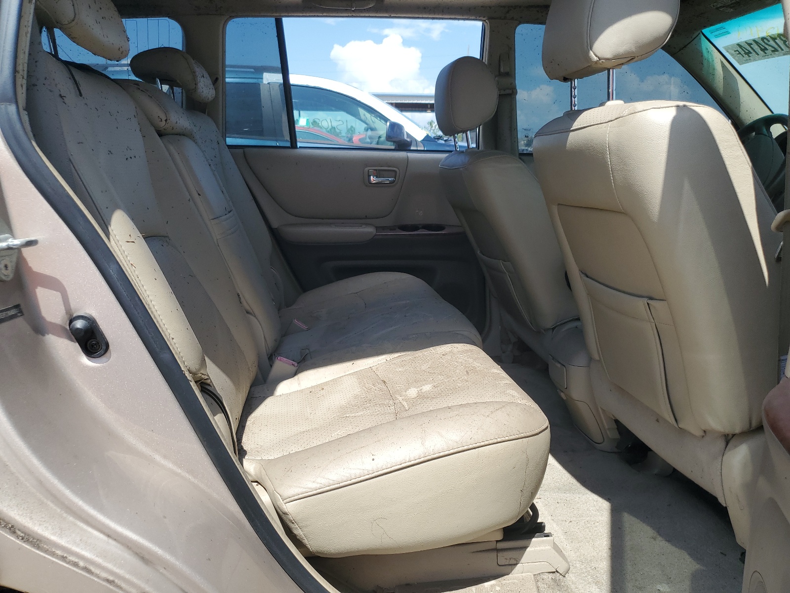 JTEDP21A840014617 2004 Toyota Highlander Base