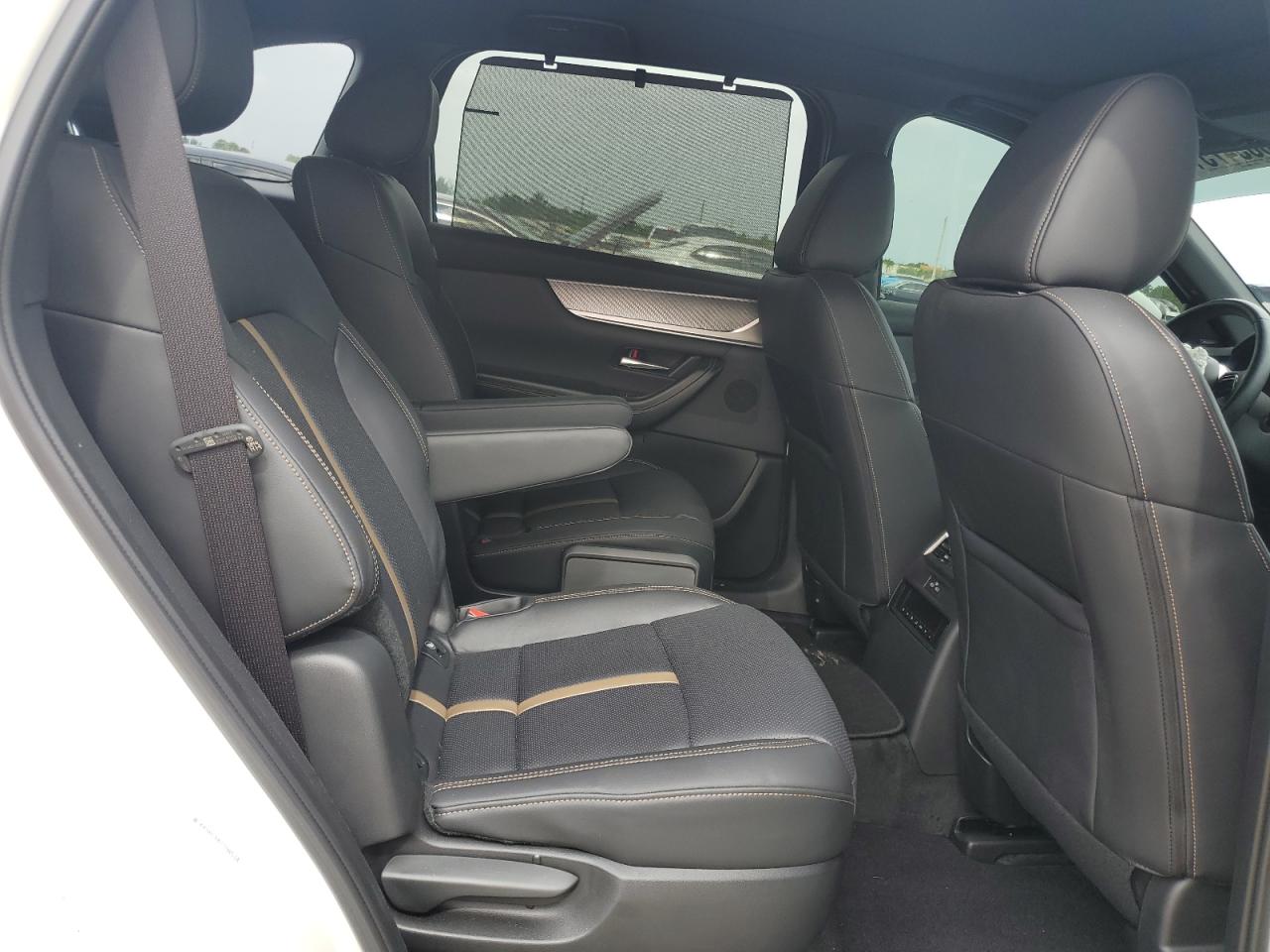 2024 Mazda CX-90 - Image 11