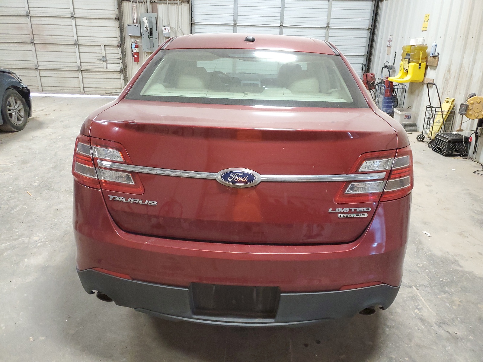 2013 Ford Taurus Limited vin: 1FAHP2F87DG208693