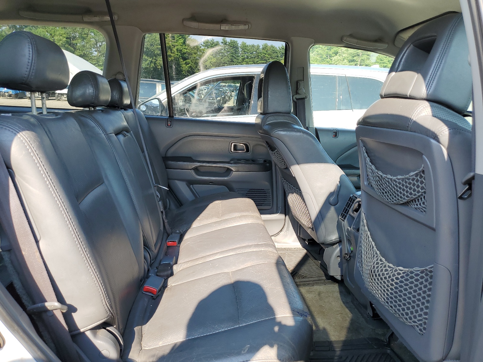 2HKYF18554H593256 2004 Honda Pilot Exl