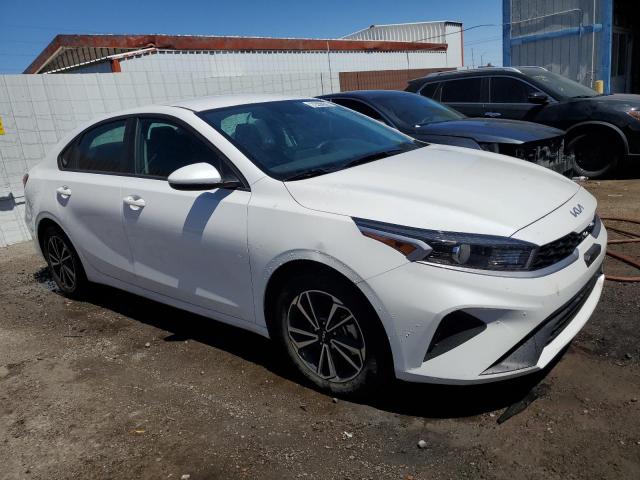 3KPF24AD3PE609310 Kia Forte LX 4