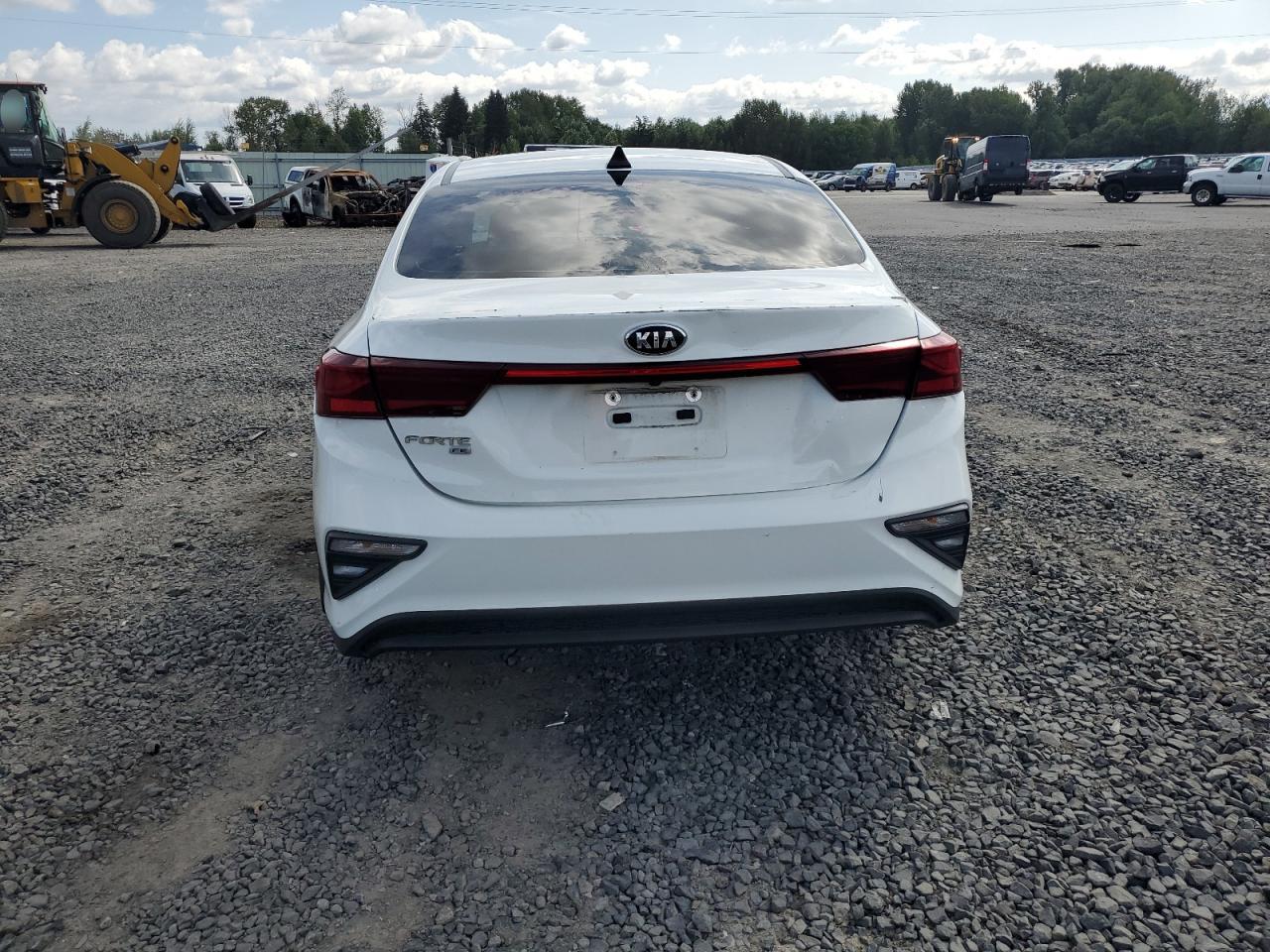 3KPF24AD7KE138142 2019 Kia Forte Fe