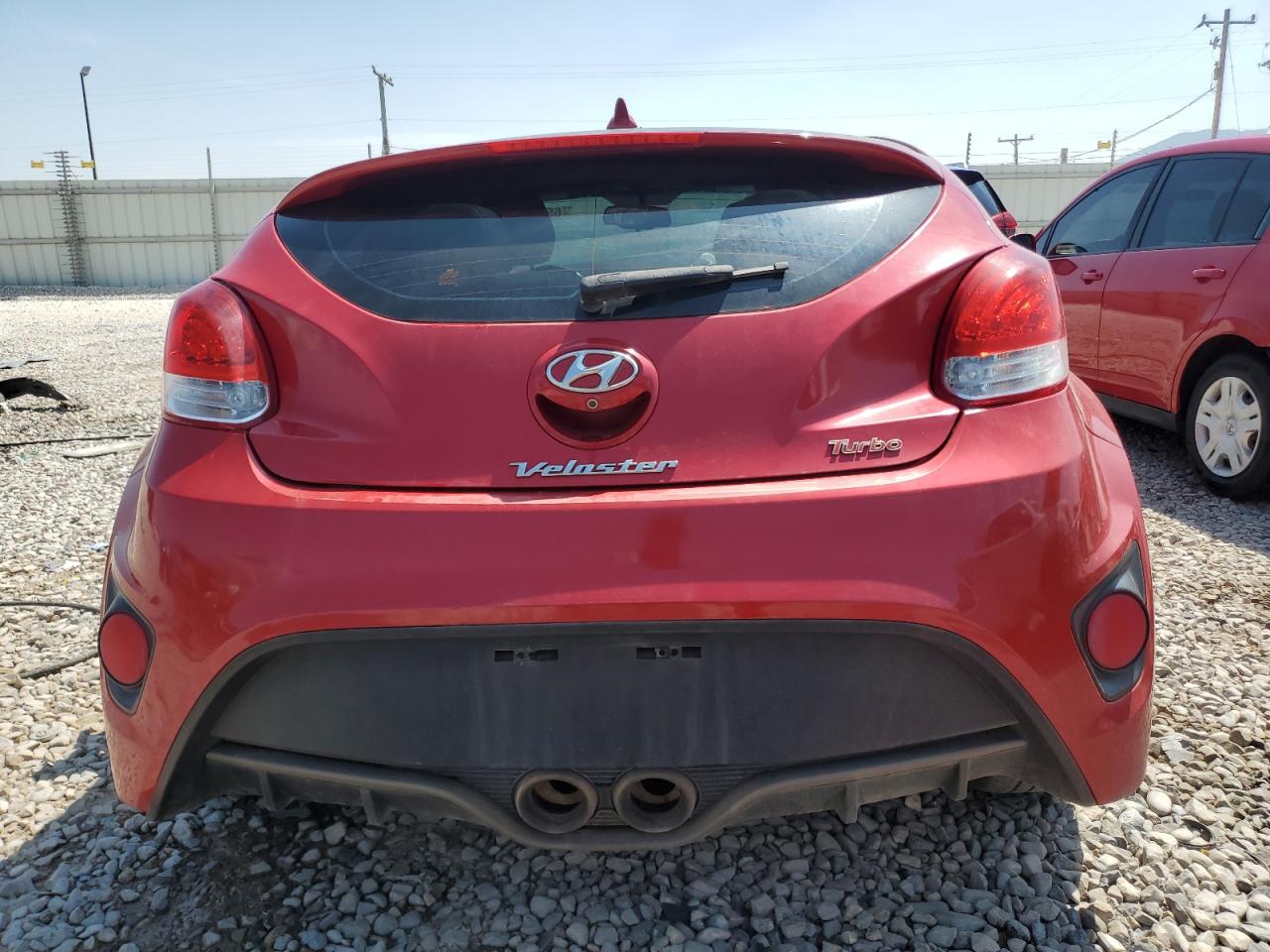 KMHTC6AE9GU273907 2016 Hyundai Veloster Turbo