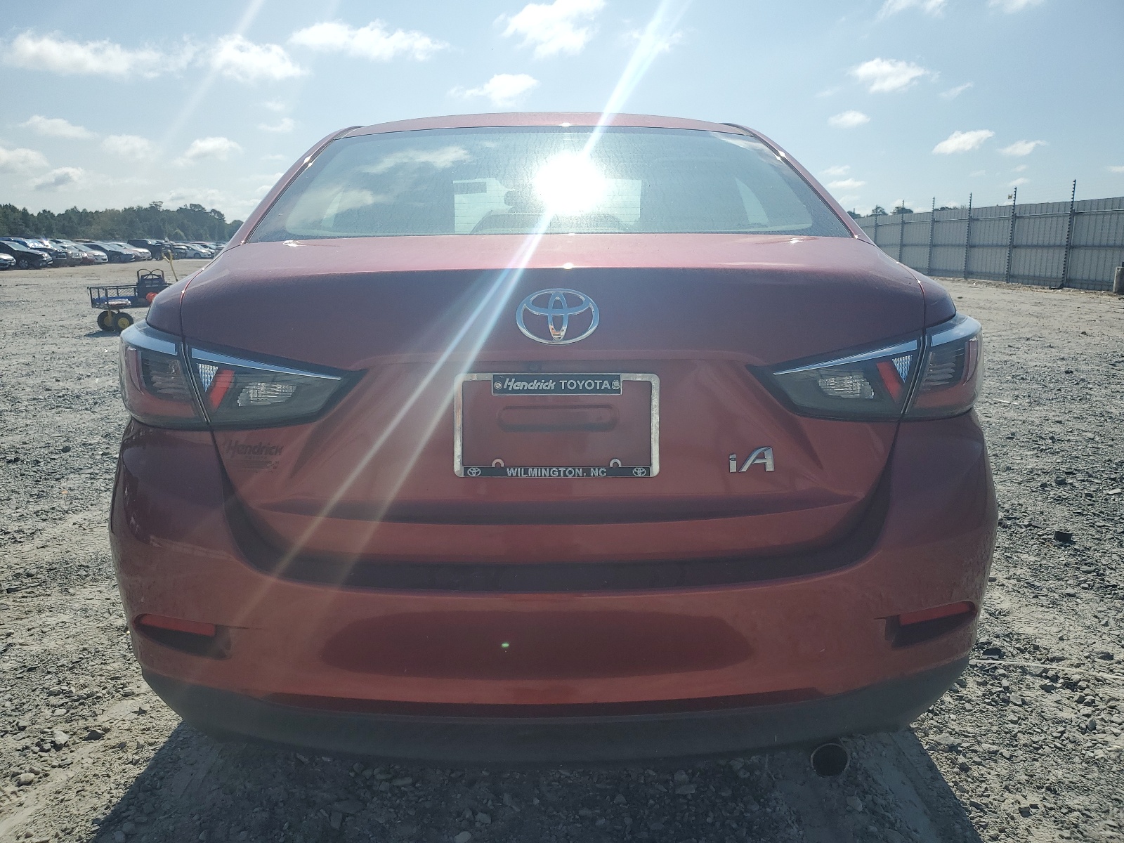 3MYDLBYVXHY195743 2017 Toyota Yaris Ia 3MYDLBYVXHY195743 2017 Toyota Yaris Ia