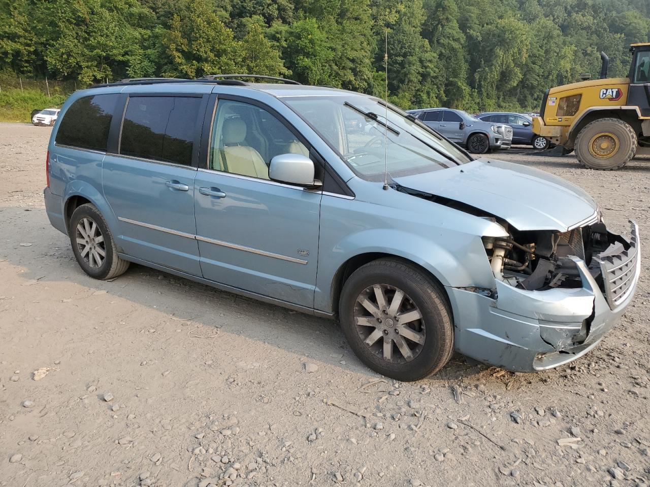 2009 Chrysler Town & Country Touring VIN: 2A8HR541X9R674936 Lot: 67281914