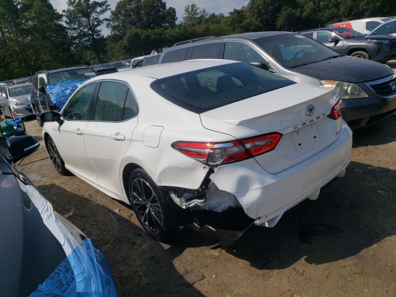 JTNB11HK7J3006729 2018 TOYOTA CAMRY - Image 2