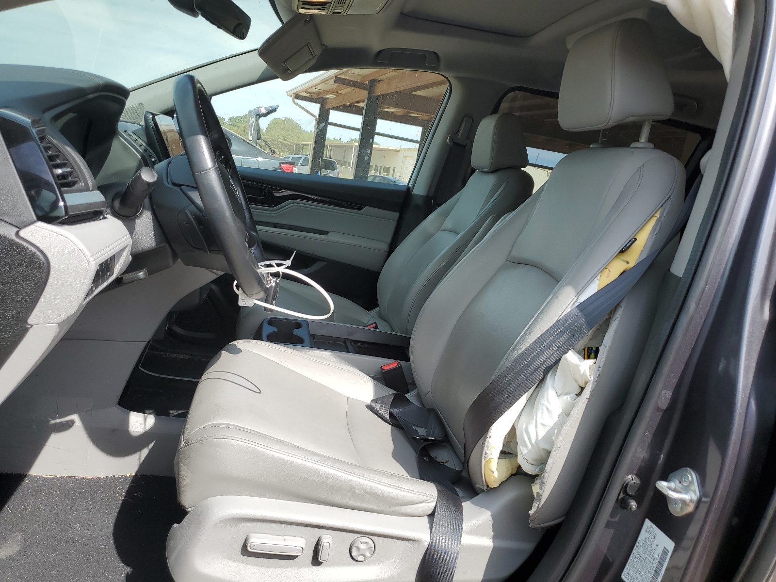 5FNRL6H80NB037635 2022 Honda Odyssey Touring