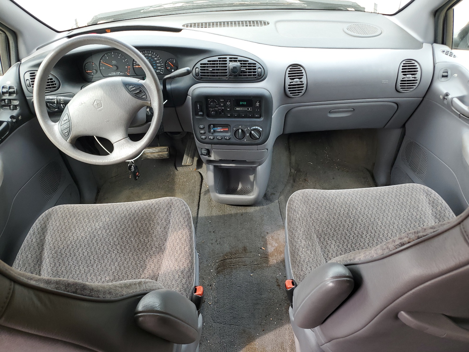 2B4GP44RXWR579651 1998 Dodge Grand Caravan Se