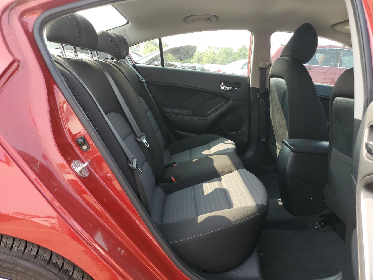 2018 Kia Forte Lx VIN: 3KPFL4A72JE241541 Lot: 67461274