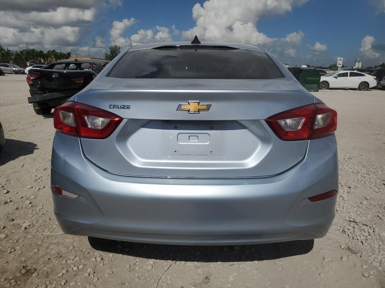 2018 Chevrolet Cruze Ls VIN: 1G1BC5SM5J7222046 Lot: 67054694