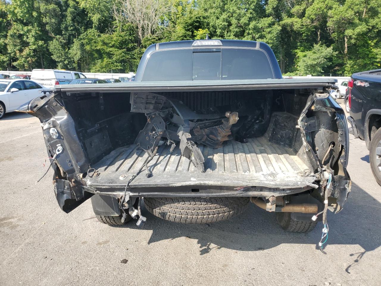 5TFCZ5AN7JX156068 2018 Toyota Tacoma Double Cab