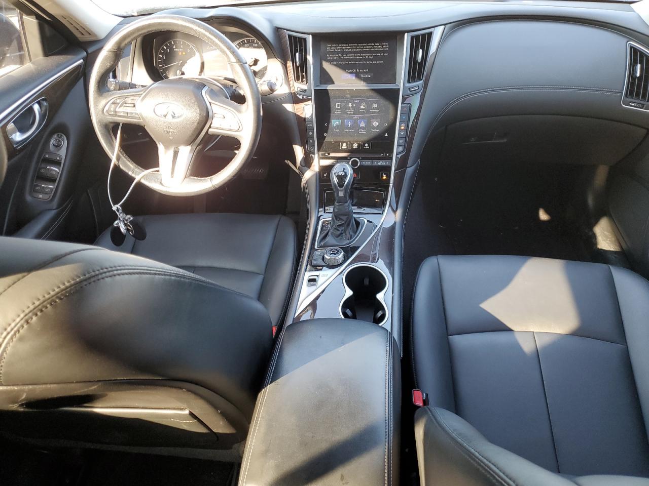 JN1EV7AR7KM551876 2019 Infiniti Q50 Luxe