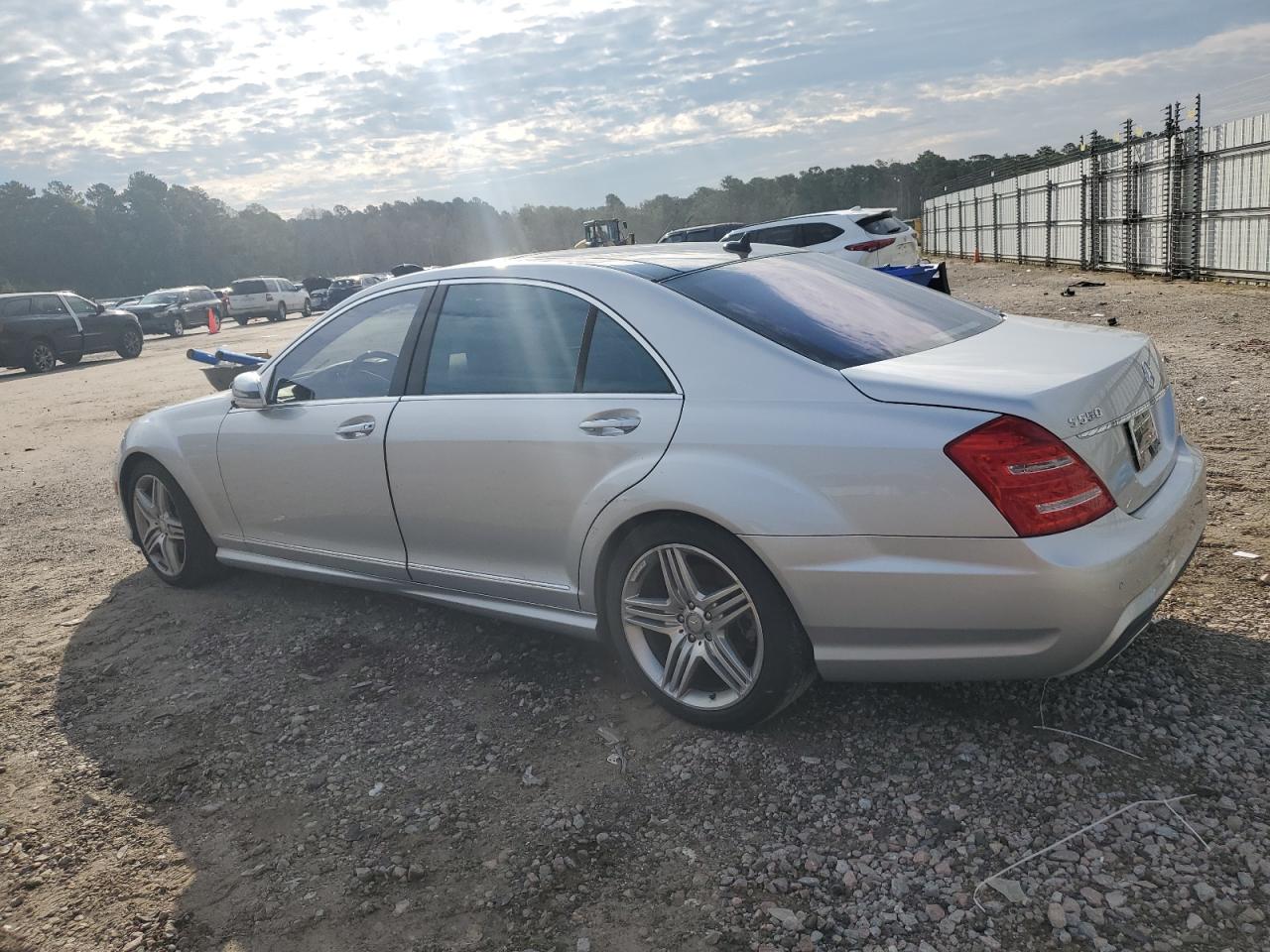 2013 Mercedes-Benz S 550 VIN: WDDNG7DB7DA496586 Lot: 68231374