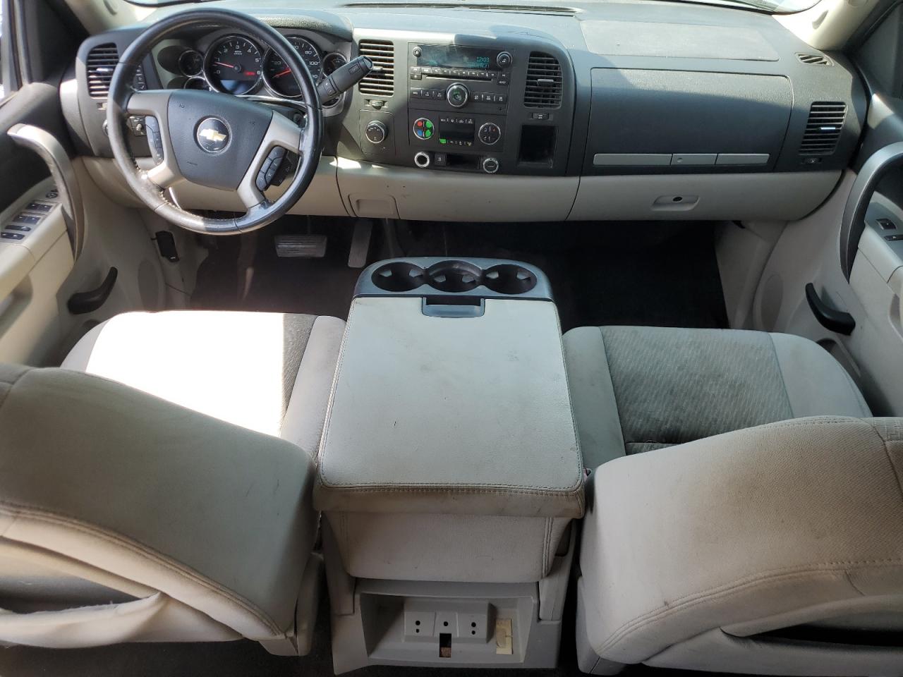 2011 Chevrolet Silverado K1500 Lt VIN: 3GCPKSE33BG223249 Lot: 68771104