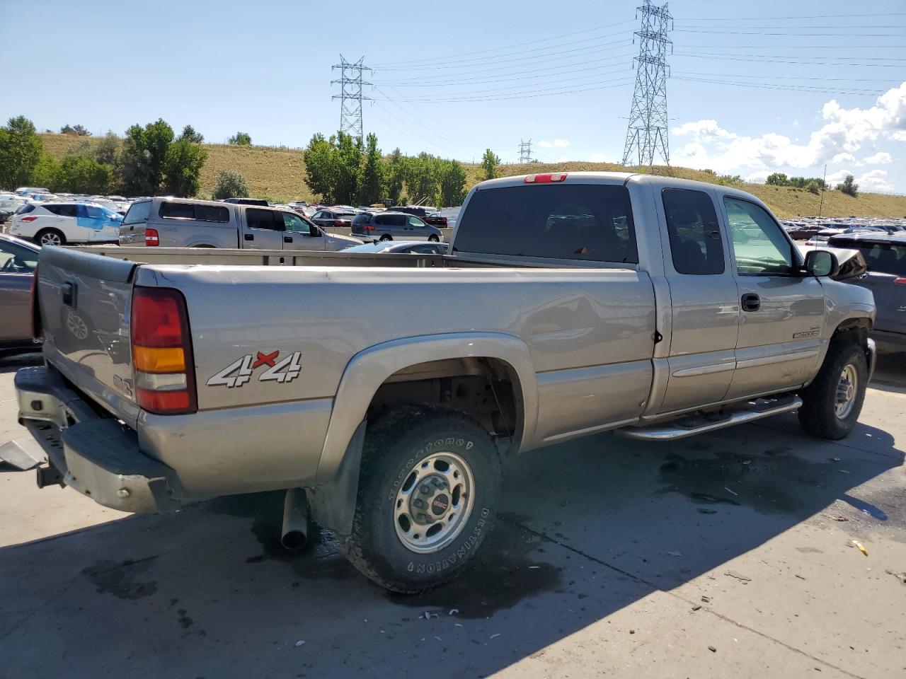 2003 GMC Sierra K2500 Heavy Duty VIN: 1GTHK29163E179415 Lot: 68921544