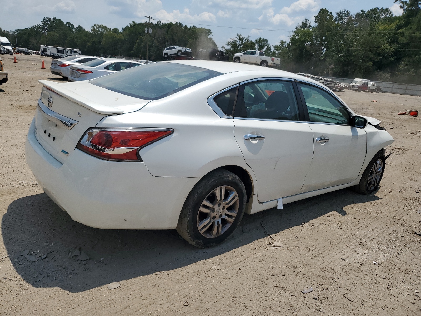 2014 Nissan Altima 2.5 vin: 1N4AL3AP6EC157939