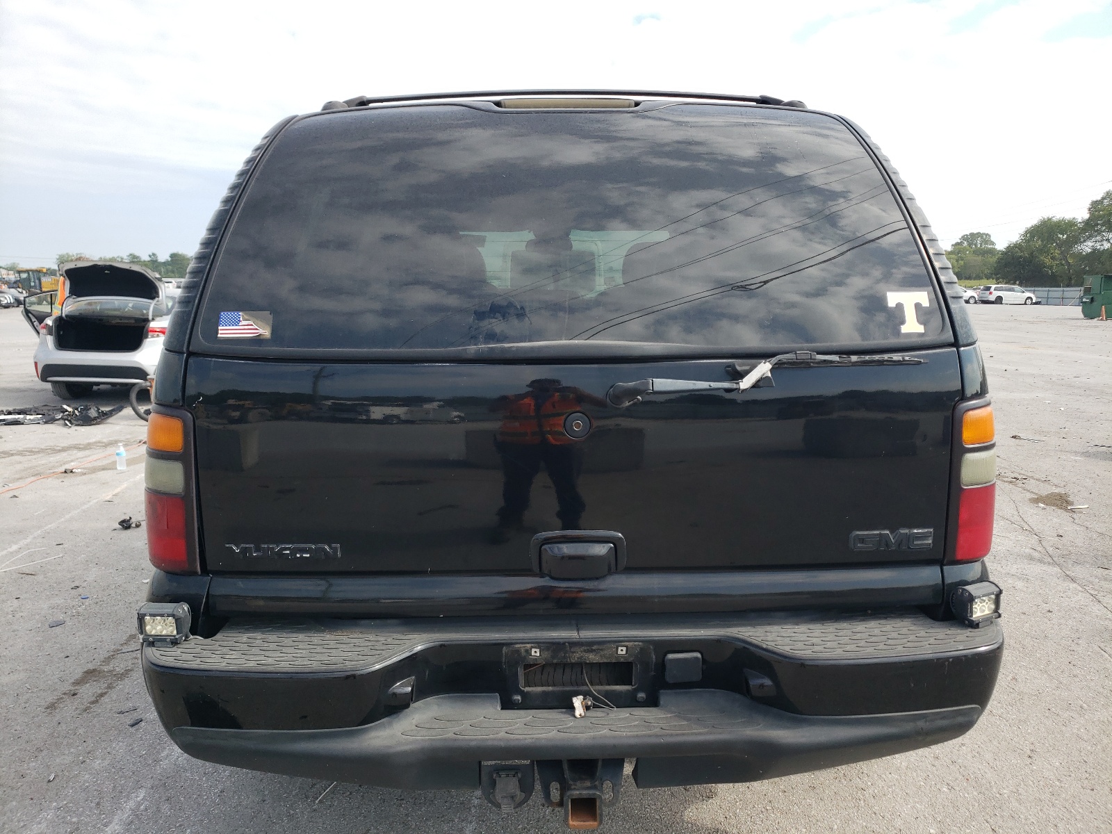 1GKEK63U15J106500 2005 GMC Yukon Denali