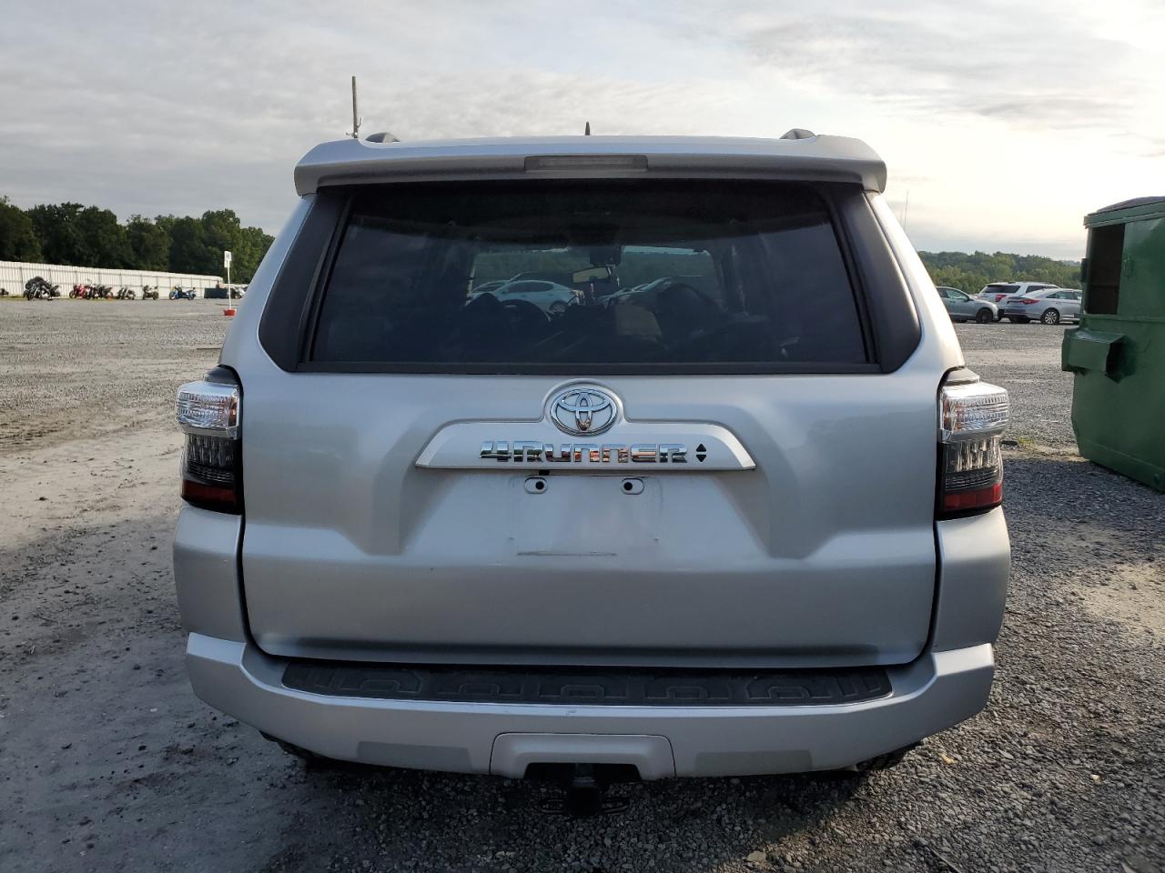 2022 Toyota 4Runner Sr5/Sr5 Premium VIN: JTEMU5JRXN6054616 Lot: 65952264