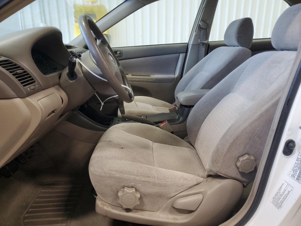 2003 Toyota Camry Le VIN: 4T1BE32K93U123119 Lot: 65673164