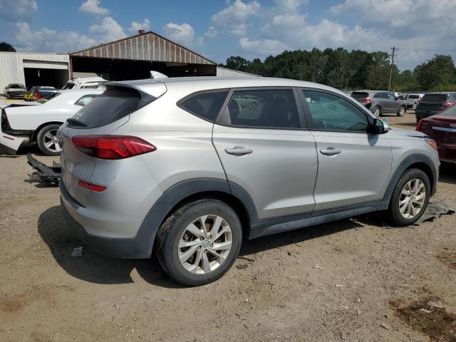 KM8J23A43LU243103 Hyundai Tucson SE 3