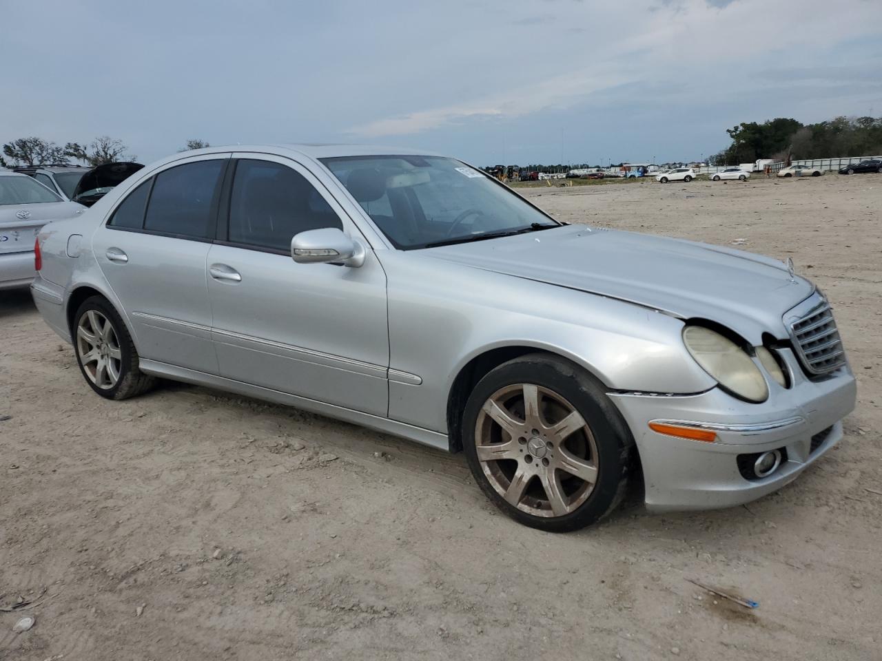 2007 Mercedes-Benz E 350 VIN: WDBUF56X07B083668 Lot: 67504074