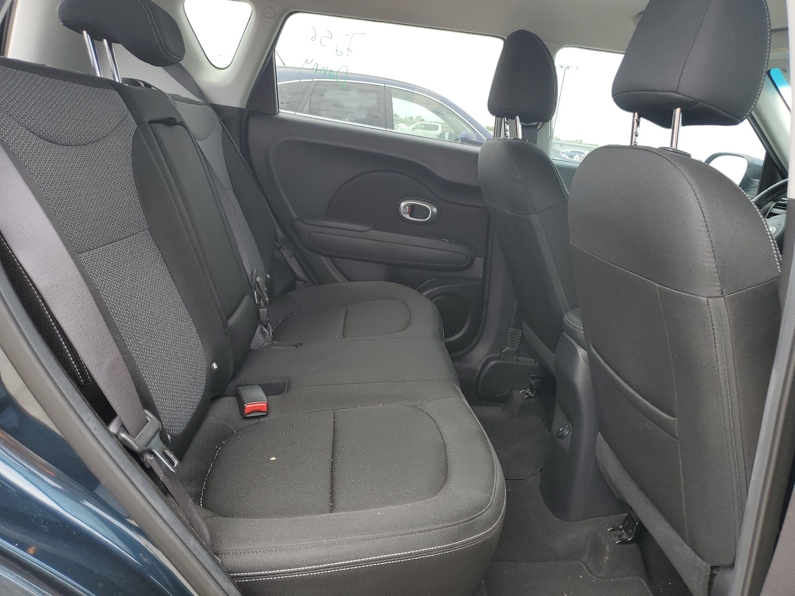 KNDJP3A55H7446739 2017 Kia Soul +