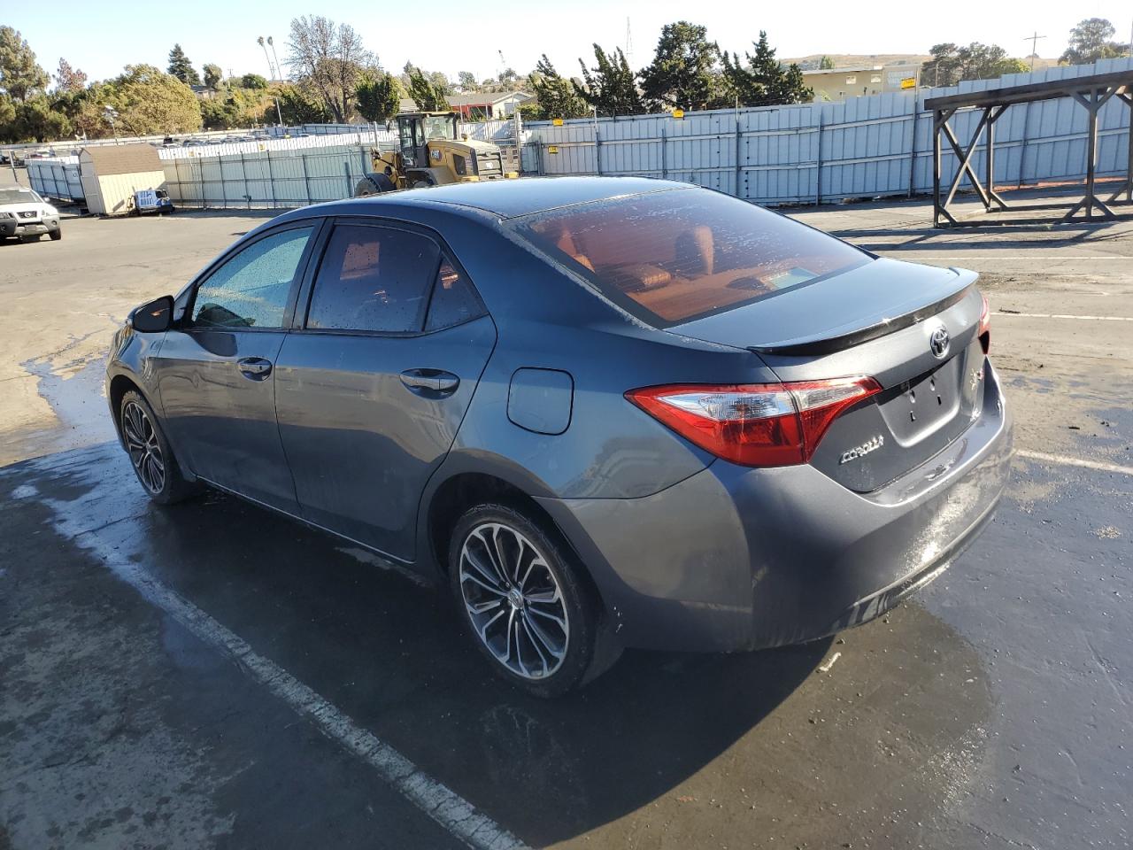 VIN 5YFBURHE5FP255971 2015 TOYOTA COROLLA no.2