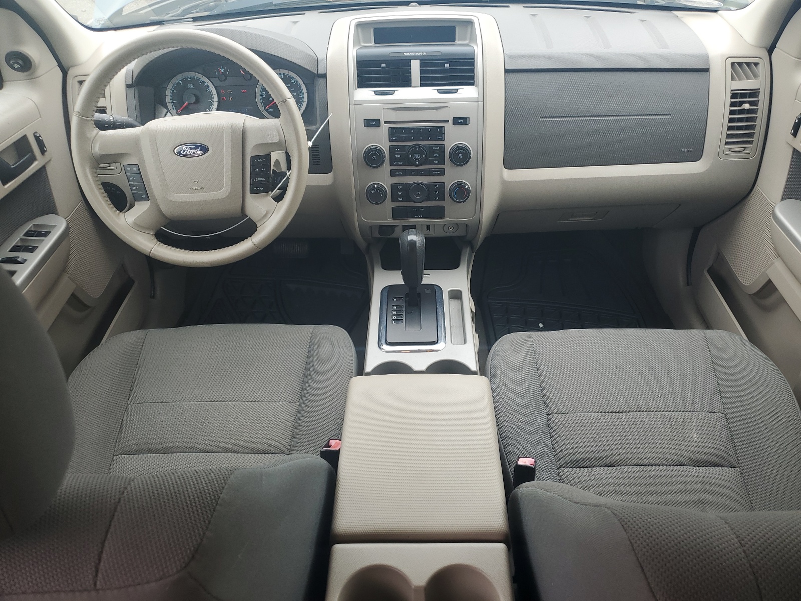 1FMCU0D79AKA94812 2010 Ford Escape Xlt