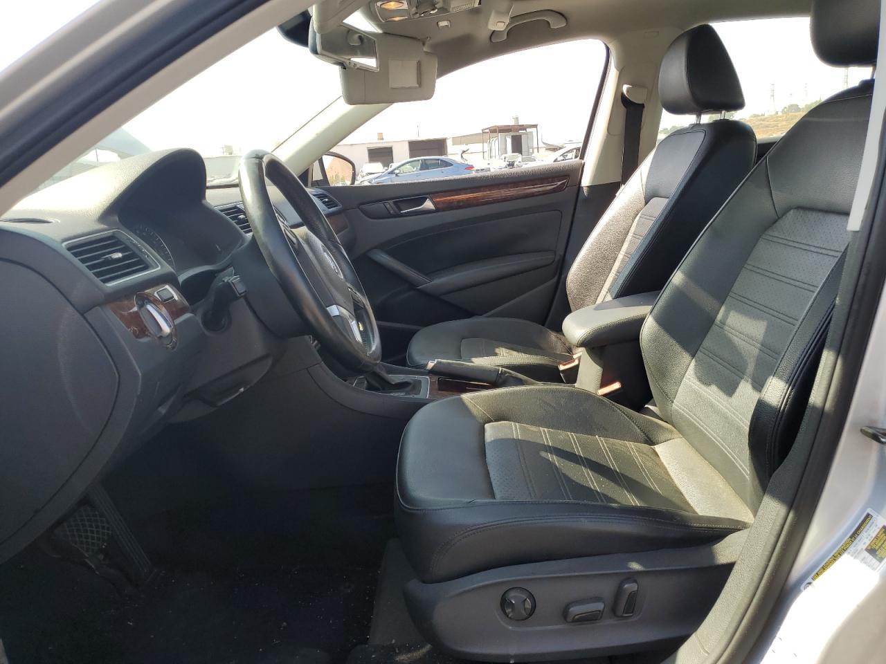 2012 Volkswagen Passat Sel VIN: 1VWCP7A38CC028705 Lot: 65589494