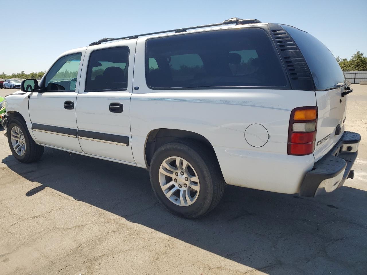 2002 Chevrolet Suburban C1500 VIN: 1GNEC16T72J286003 Lot: 67712064