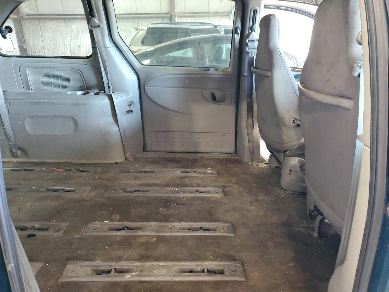 2002 Dodge Caravan Se VIN: 1B4GP25312B667480 Lot: 66726284