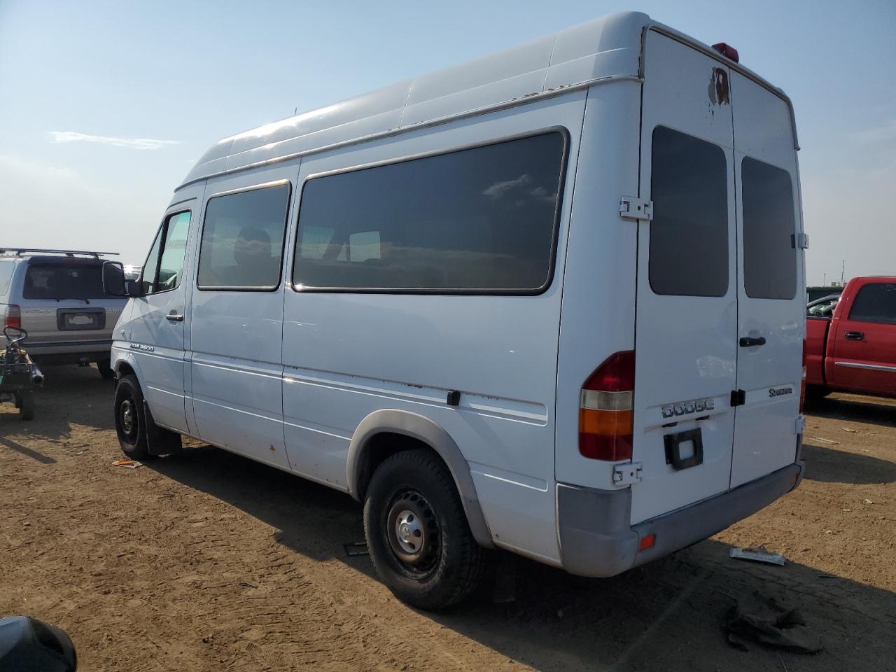 2004 Sprinter 2500 Sprinter VIN: WD5PD643745616962 Lot: 66044214