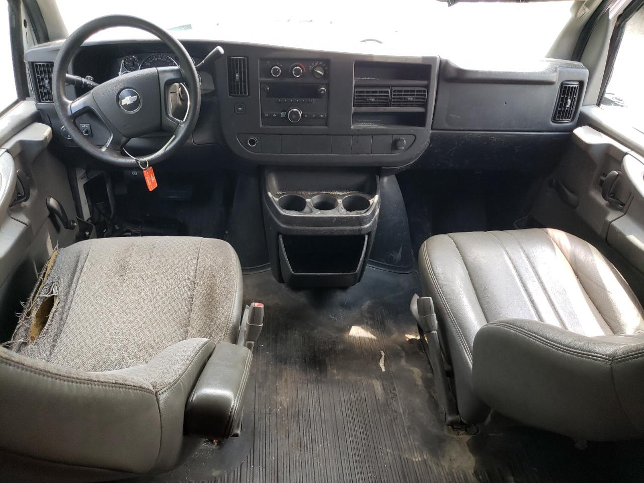 2008 Chevrolet Express G3500 VIN: 1GCHG35K081186140 Lot: 65936454