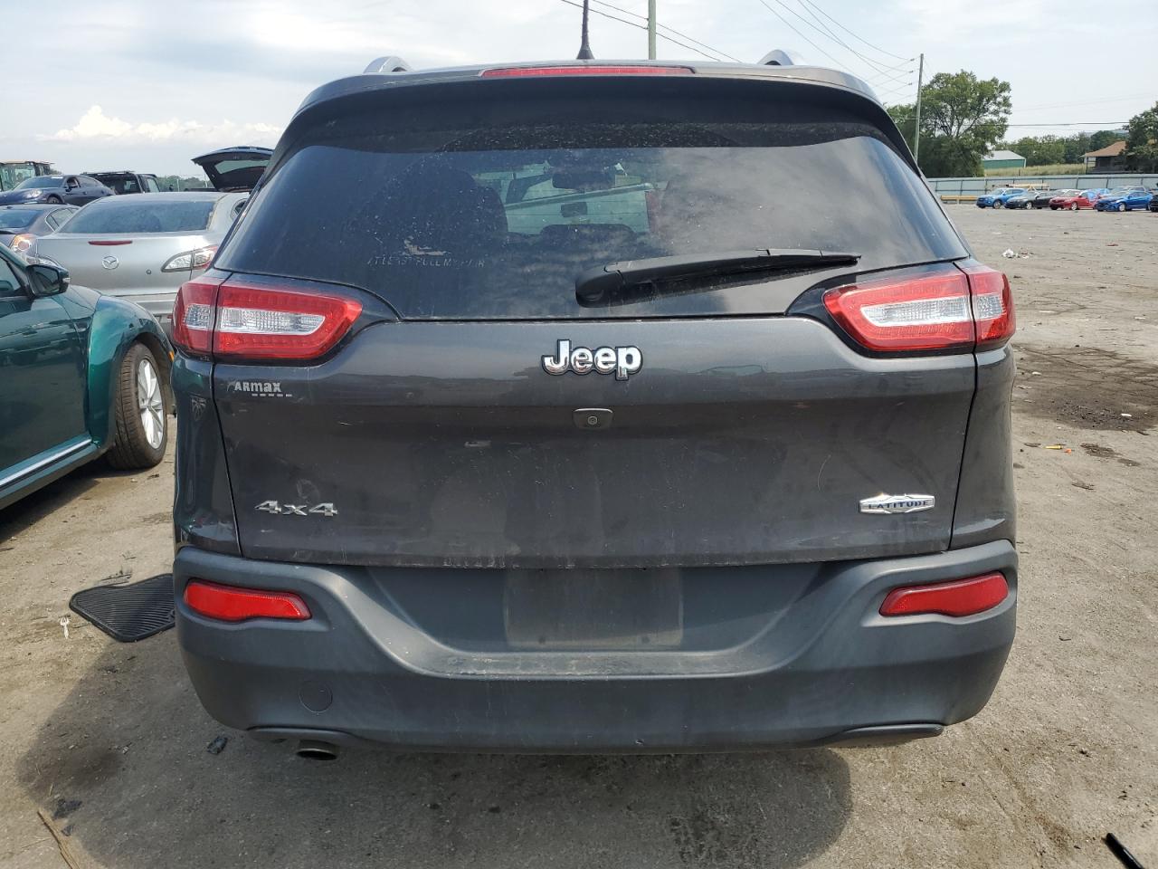 2018 Jeep Cherokee Latitude Plus VIN: 1C4PJMLB7JD532677 Lot: 66853944