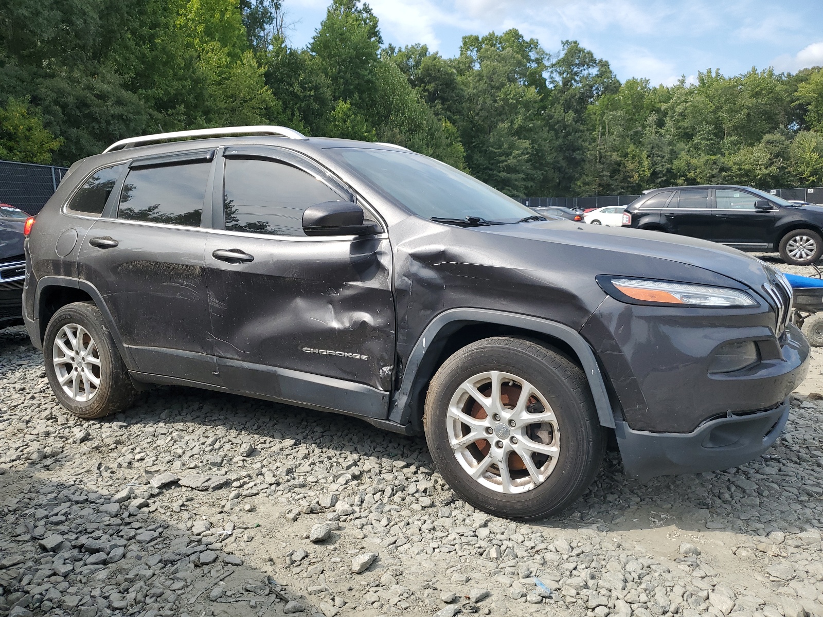 2016 Jeep Cherokee Latitude vin: 1C4PJMCB6GW187767