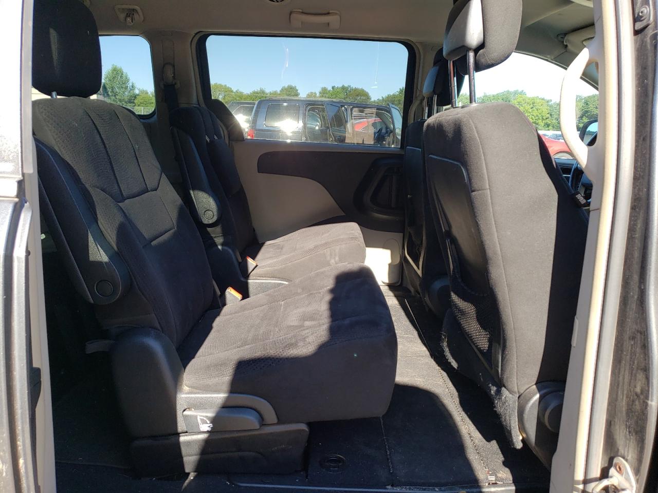 2011 Chrysler Town & Country Touring VIN: 2A4RR5DG6BR775231 Lot: 67086834