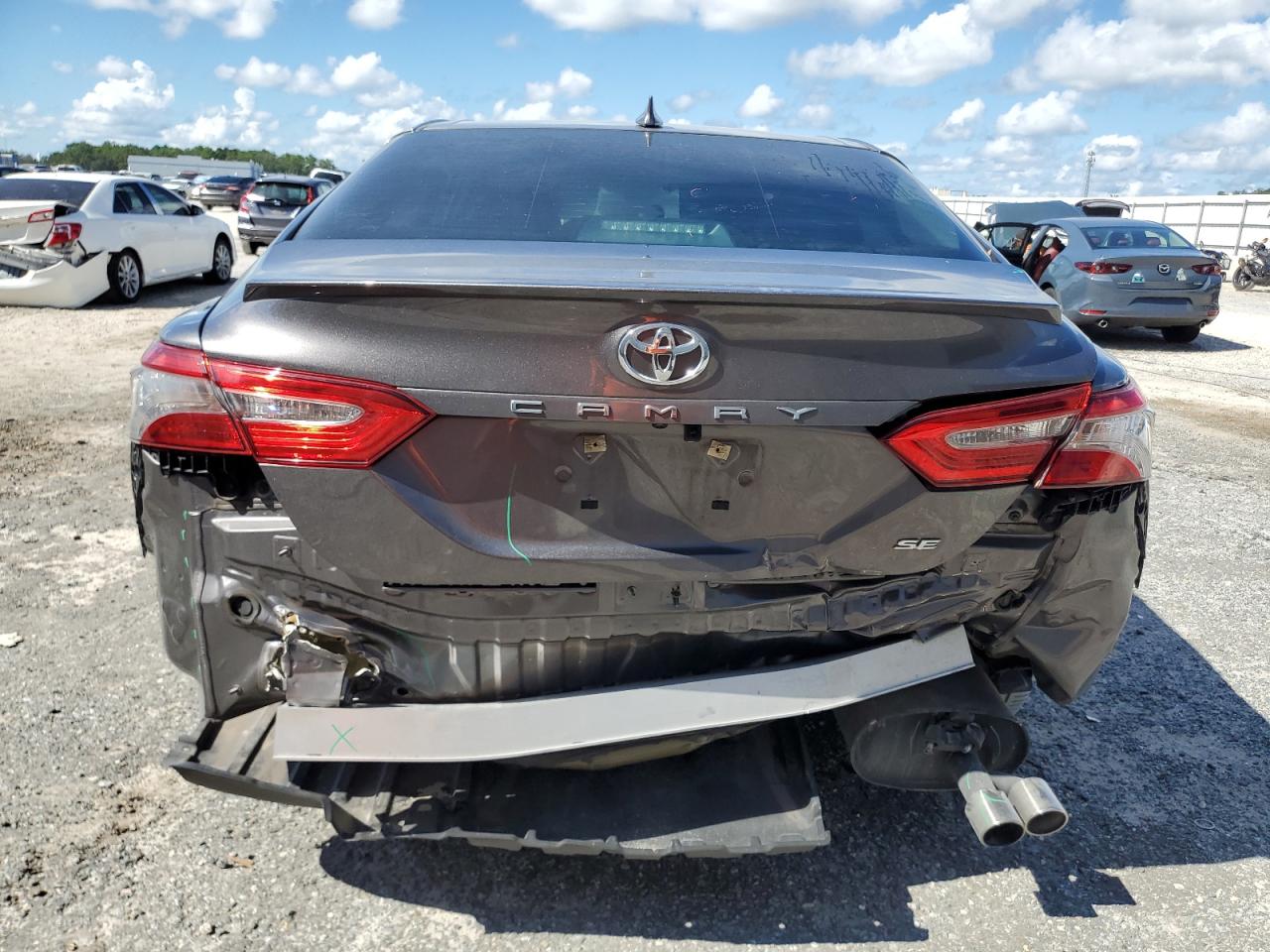 4T1B11HKXKU176451 2019 Toyota Camry L