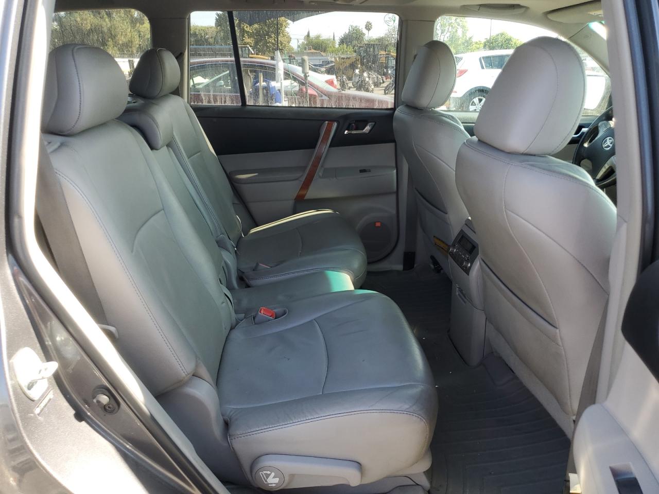 2010 Toyota Highlander Limited VIN: 5TDYK3EH2AS016227 Lot: 68553664