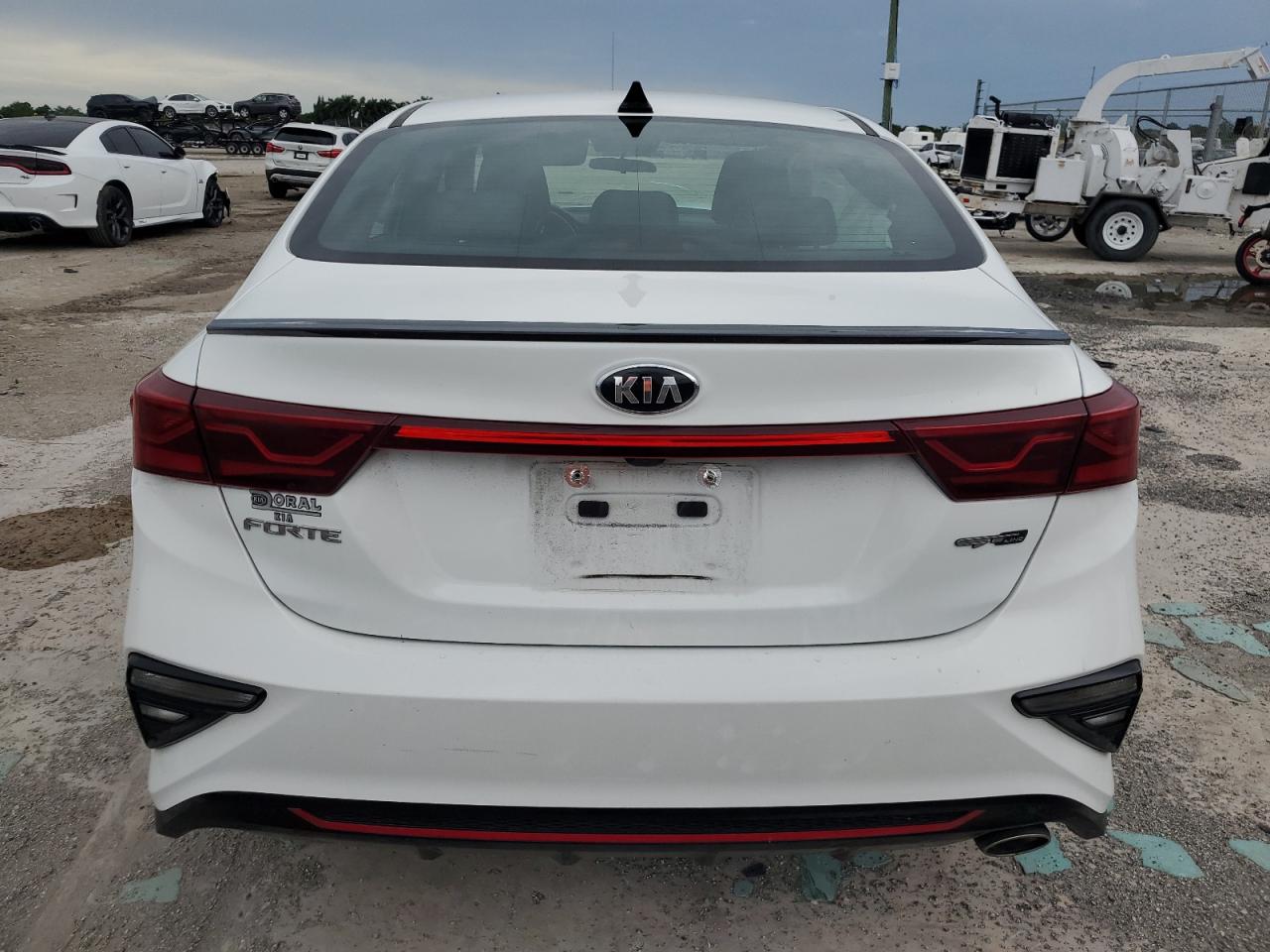 3KPF34AD6ME403472 2021 Kia Forte Gt Line