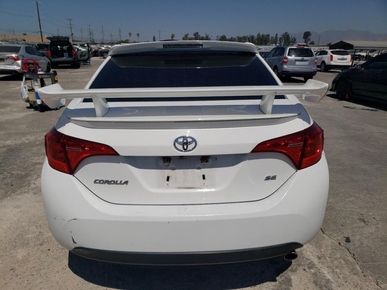 2019 Toyota Corolla L VIN: 2T1BURHE8KC197056 Lot: 68720034