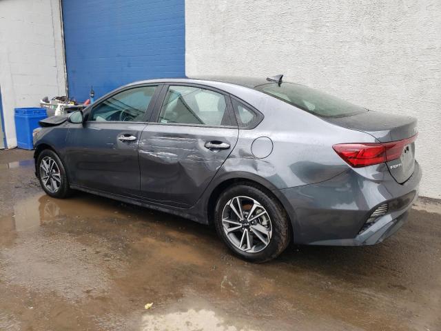 3KPF24AD7RE740307 Kia Forte LX 2