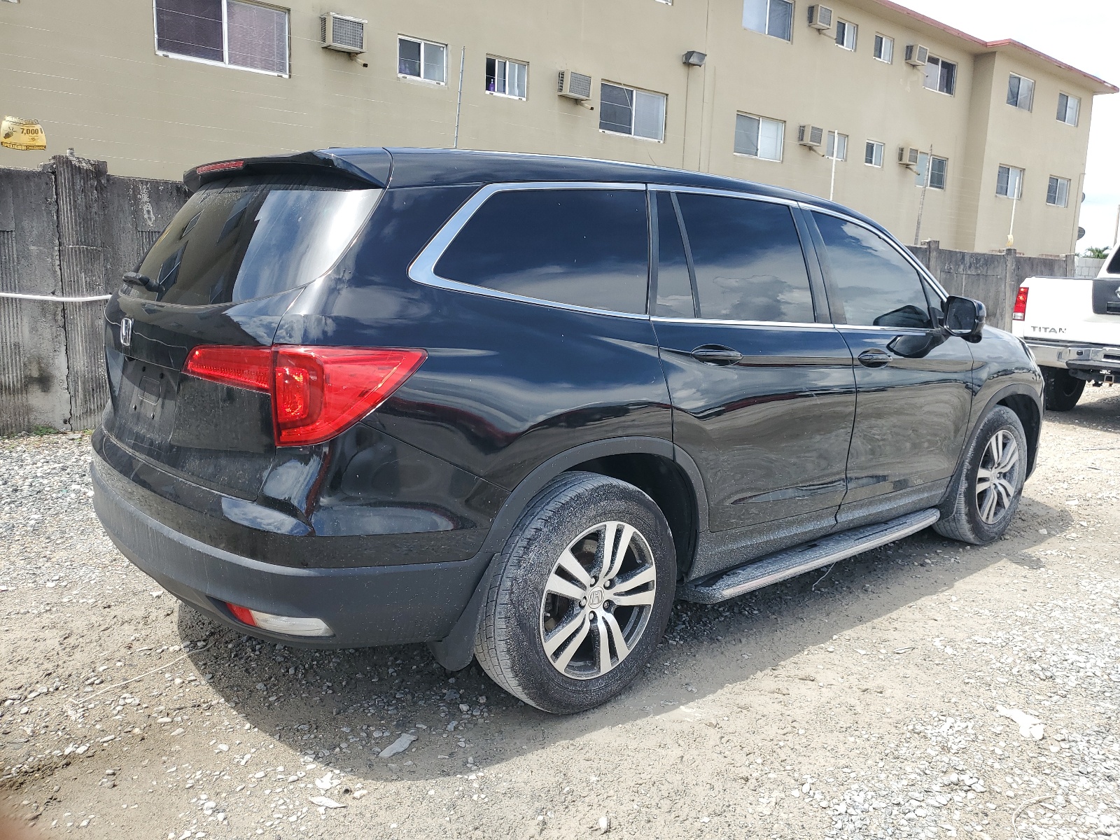 2016 Honda Pilot Exl vin: 5FNYF5H55GB032551