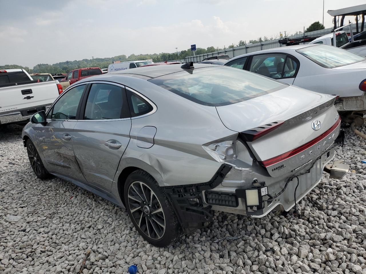 5NPEH4J28MH098581 2021 HYUNDAI SONATA - Image 2