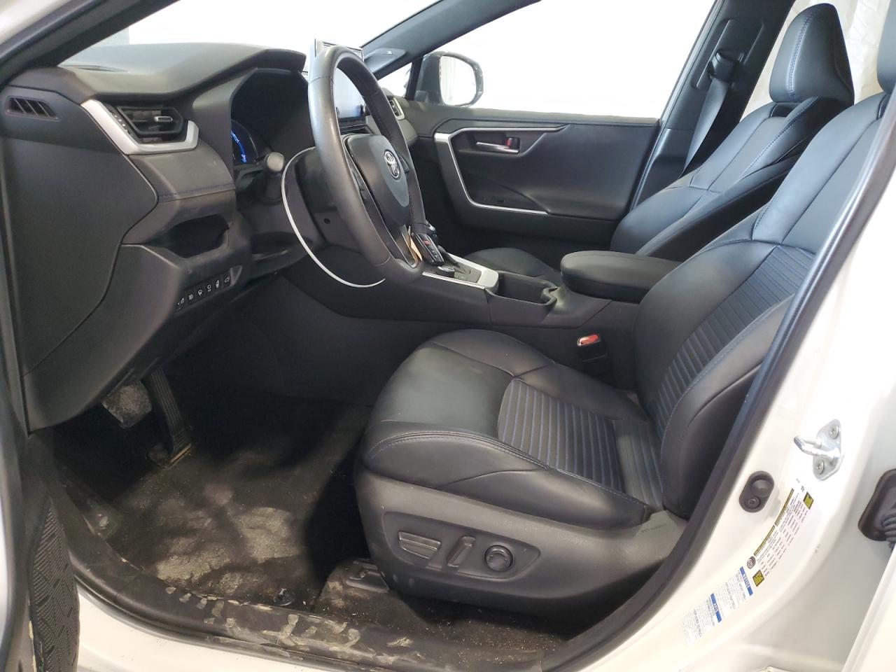 2022 Toyota Rav4 Xse VIN: 4T3E6RFV3NU104660 Lot: 67638284